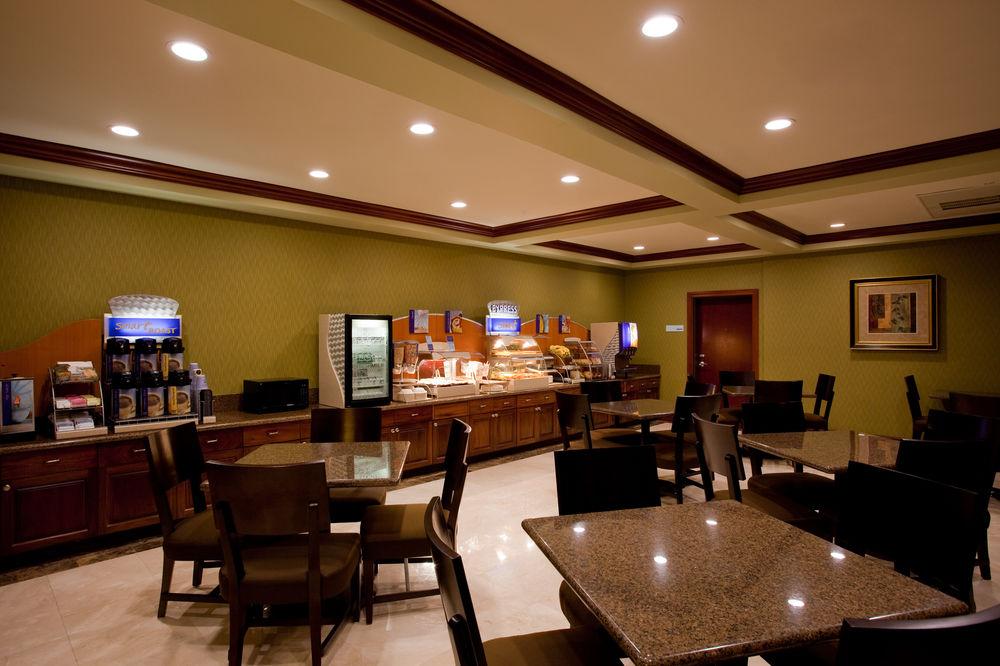 Holiday Inn Express Hotel & Suites Woodland Hills By Ihg Los Angeles Bagian luar foto
