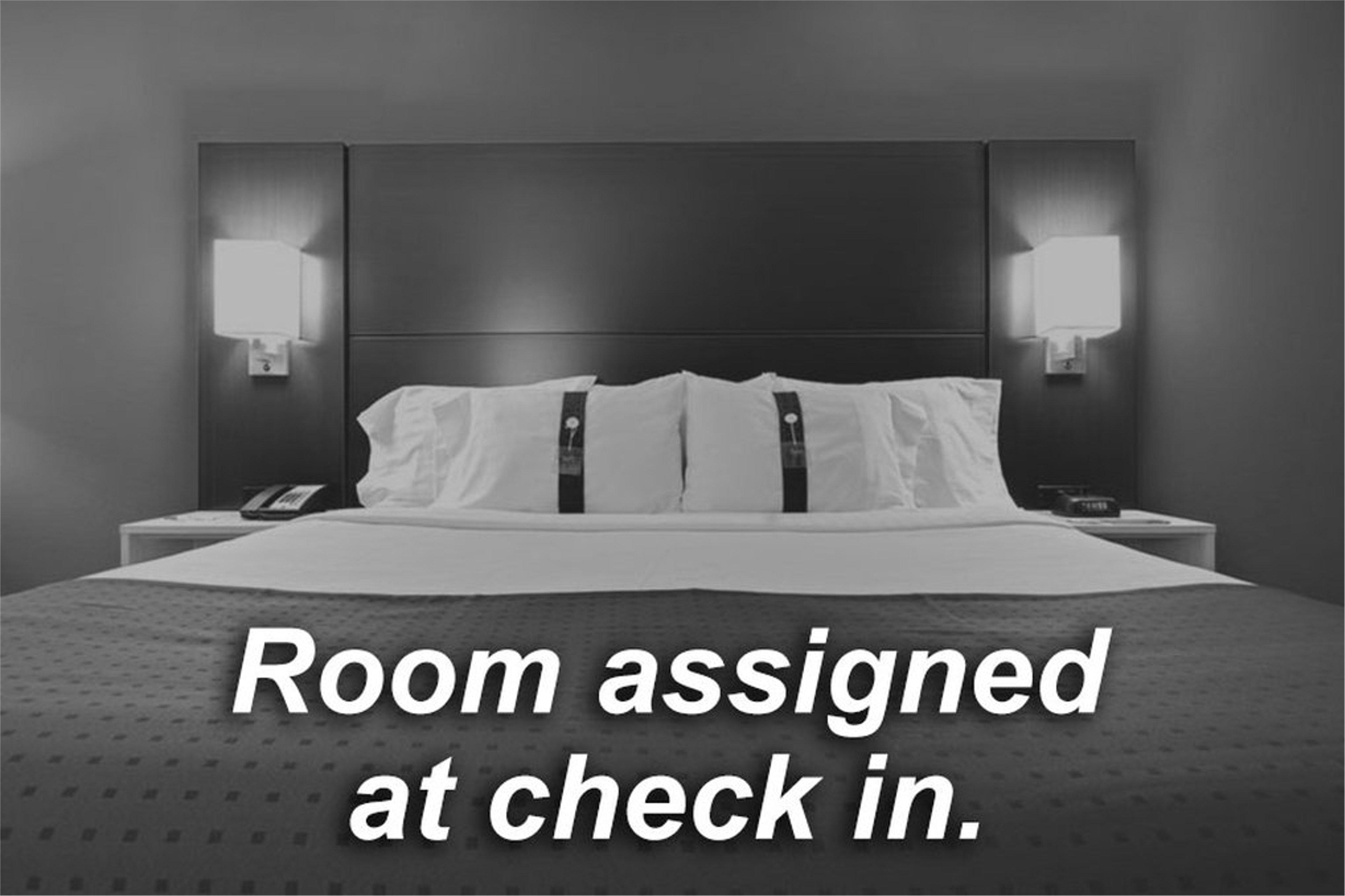 Holiday Inn Express Hotel & Suites Woodland Hills By Ihg Los Angeles Bagian luar foto