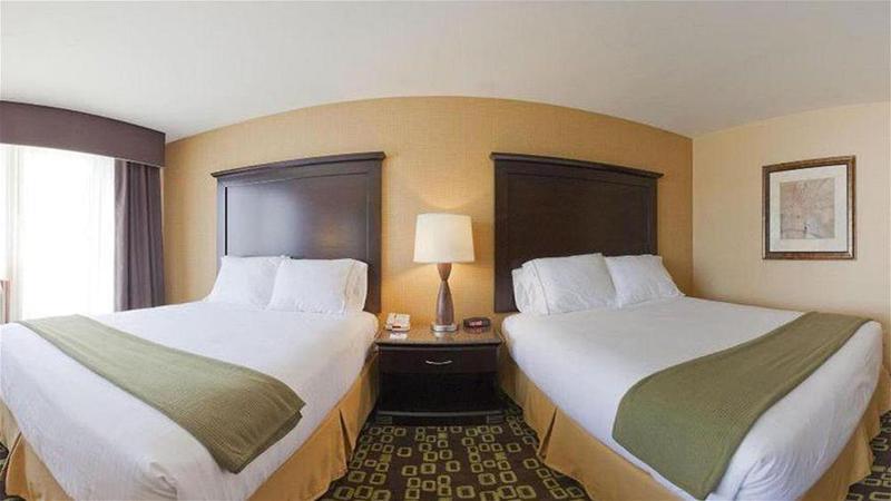 Holiday Inn Express Hotel & Suites Woodland Hills By Ihg Los Angeles Bagian luar foto